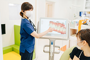 矯正や審美歯科まで幅広い治療に対応できます